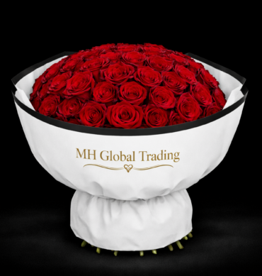 151 red rosee bouquet for love