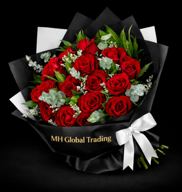 34 red roses with accessories