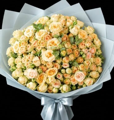 Peach Spray Roses big bouquet around 40 to 50 stems