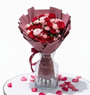 Red Rose 10pcs with pink baby roses 10 pcs bouquet