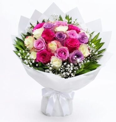 Mix Colors Roses bouquet with accessories