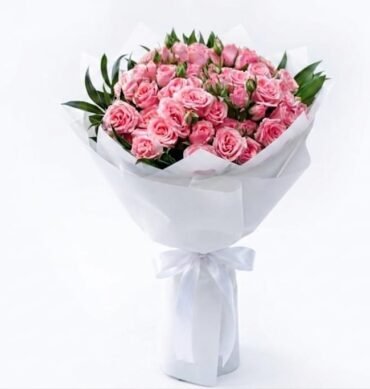 Pink Spray roses bouquet with accessories